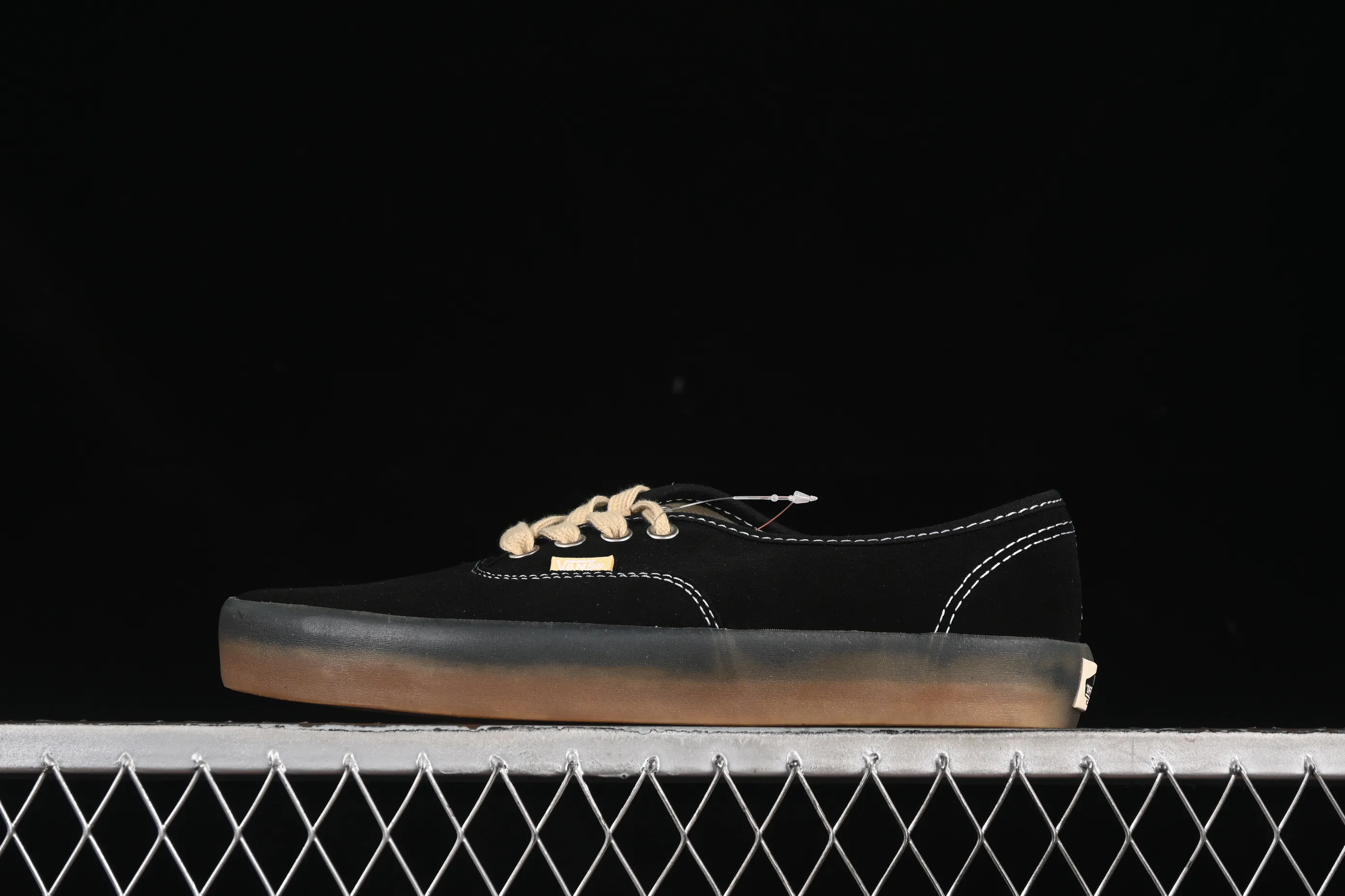 All categories Vans Vans series Vans Low Vans low top Vans Premium Authentic suede retro translucent raw rubber sole casual sneakers VN000CRQ6RJ
